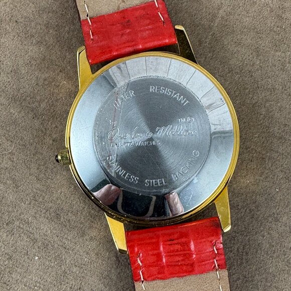 "Snap Out of It" vintage watch by One in a Million Watches - Picture 4 of 9